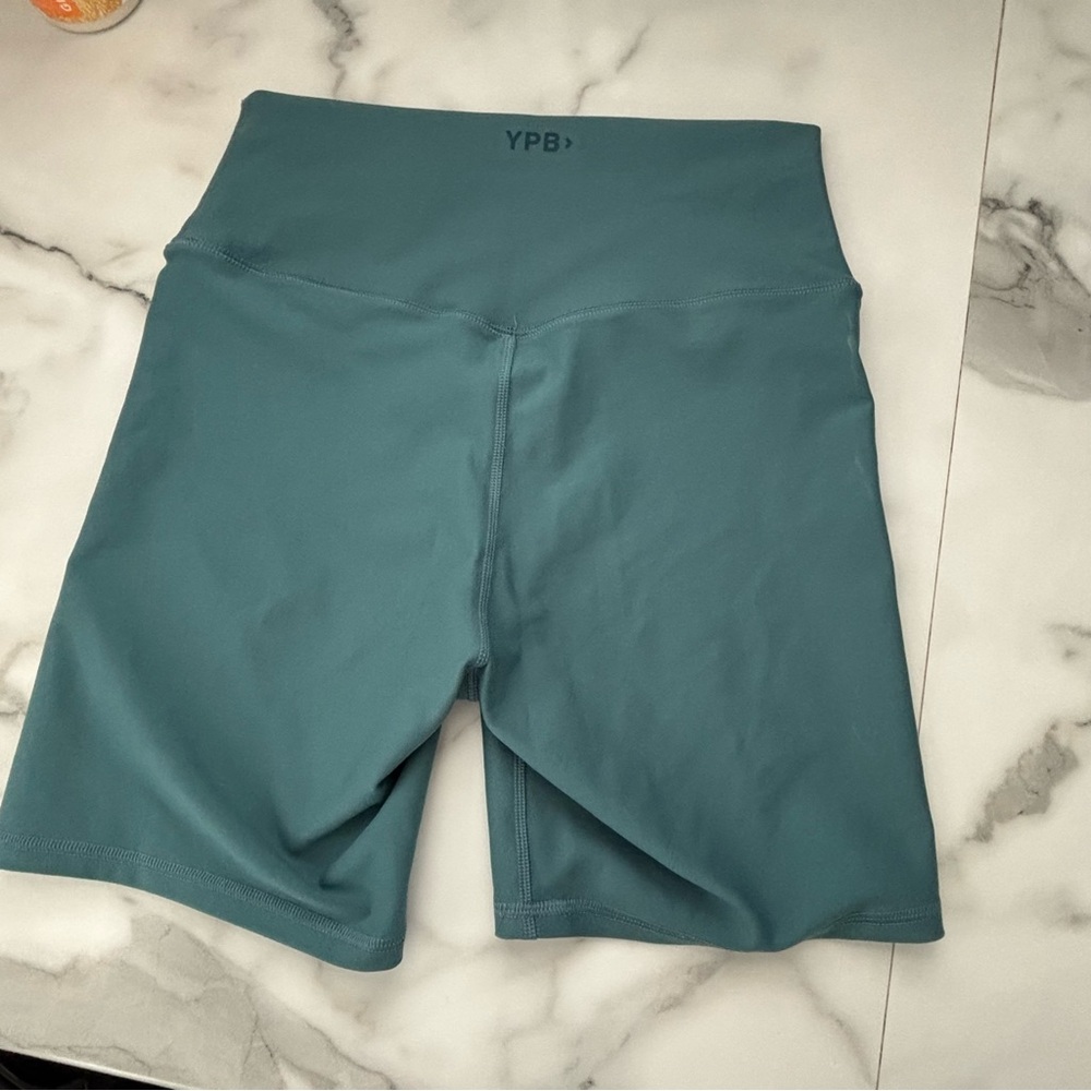 Abercrombie Bike Shorts - Picture 7 of 7